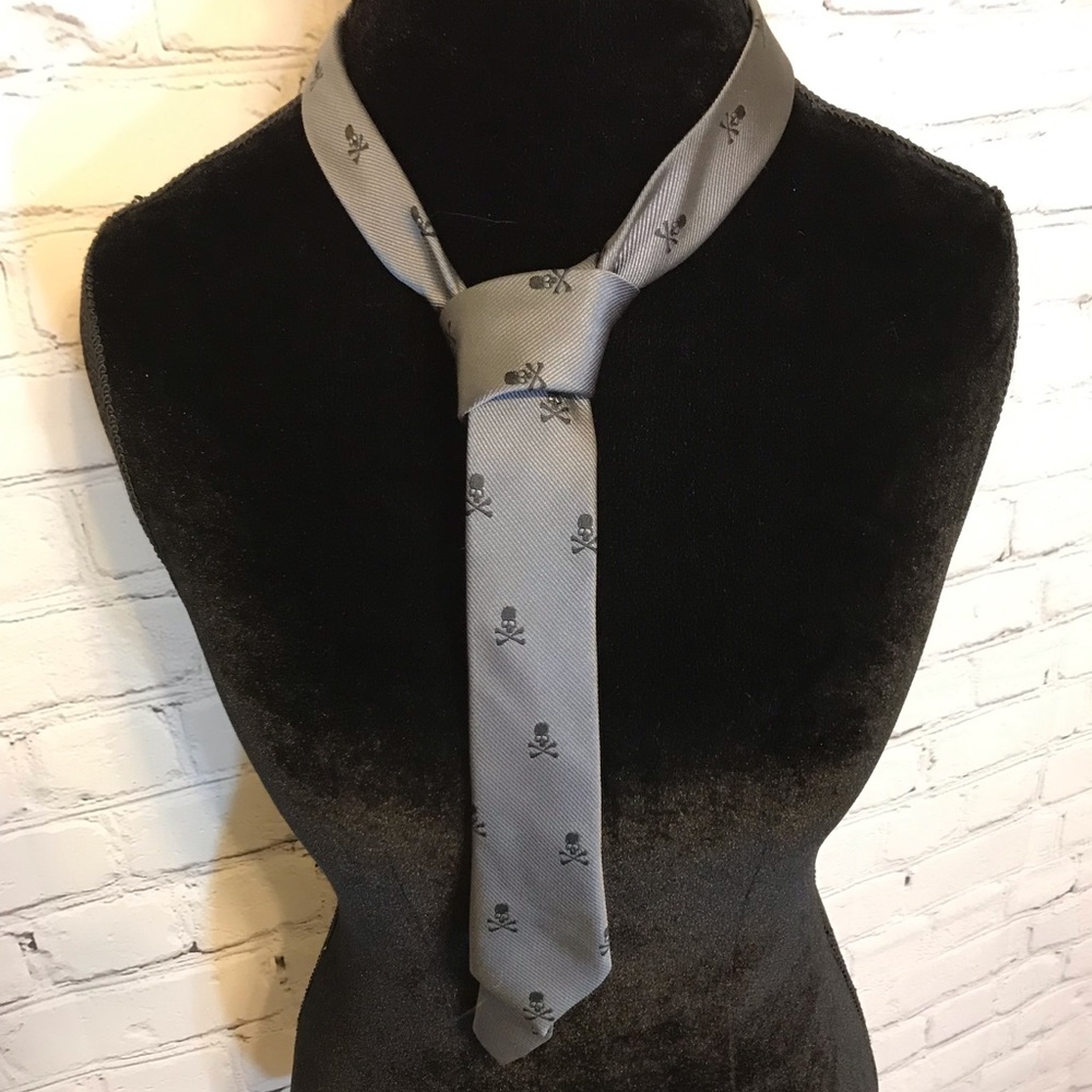 Vintage Skinny Skull Pattern Necktie